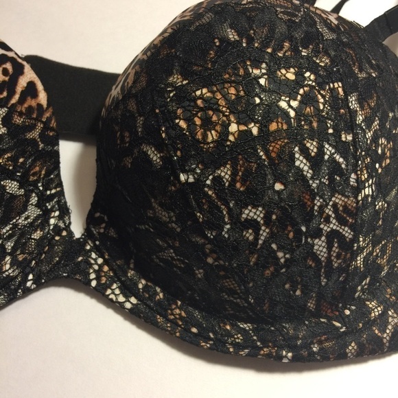 VICTORIA’S secret very sexy multi way bra. 32D - Picture 2 of 5